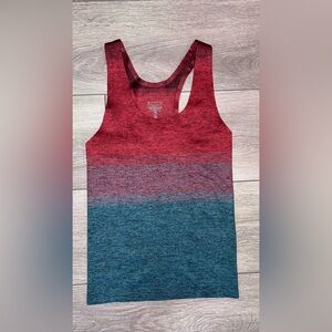 Athleta Size XS Red Blue Ombre Relay Tank Top Seamless Stretch EUC